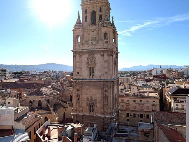 Piso en Venta en La Catedral