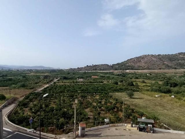 Piso en Venta en La Font d'en Carròs