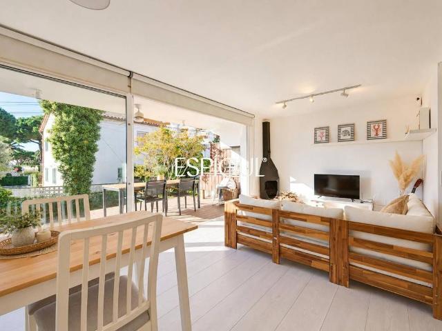 Piso en Venta en La Fosca Cala Margarida