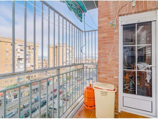 Piso en Venta en La Granada, Granada