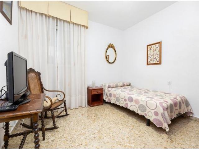 Piso en Venta en La Granada, Granada