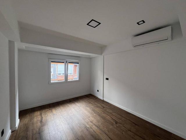 Piso en Venta en La Granja