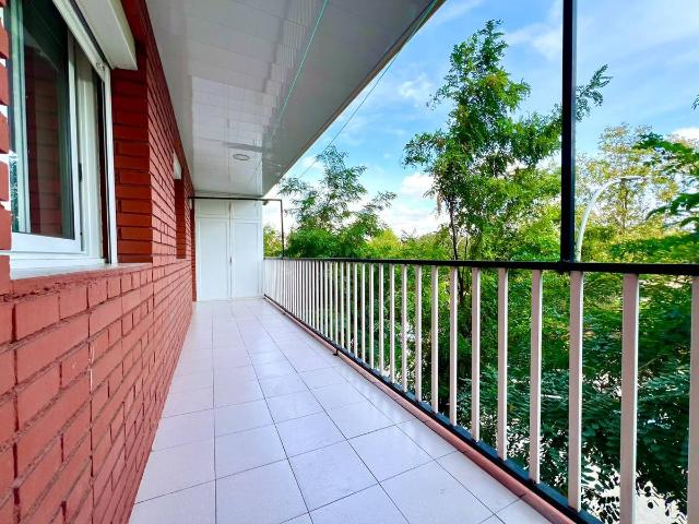 Piso en Venta en La Llagosta
