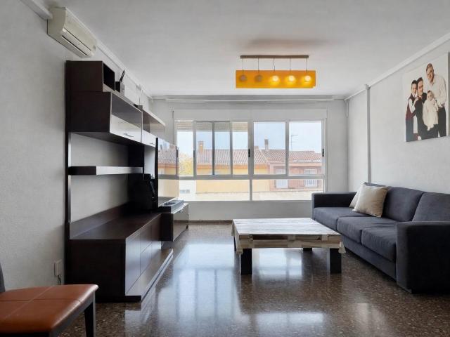 Piso en venta en La Pobla de Farnals | 110 m2 con suite, ascensor y metro directo al aeropuerto