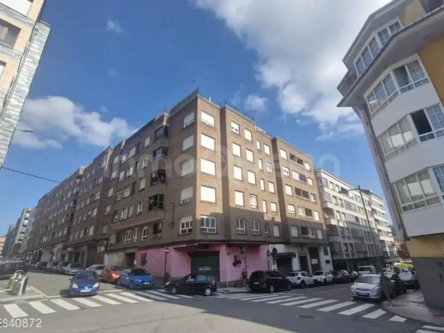 Piso en Venta en La Pola Siero