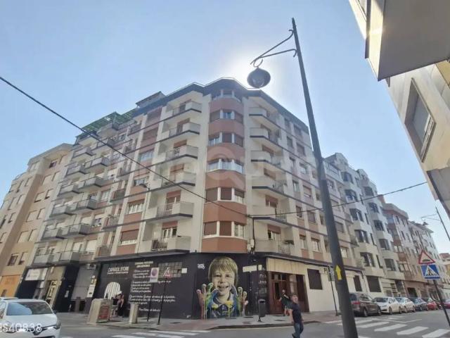 Piso en Venta en La Pola Siero