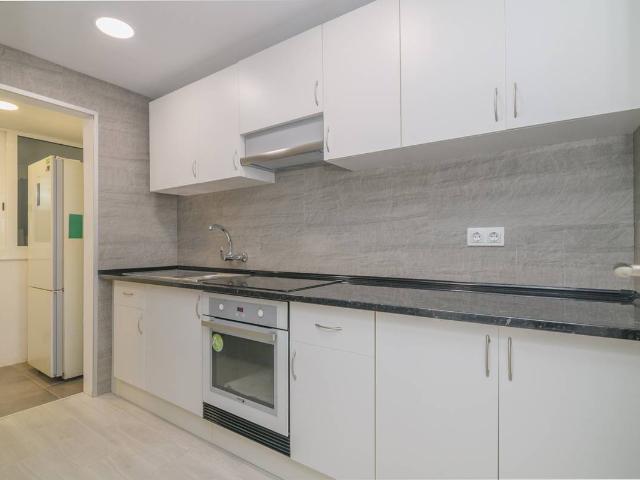 Piso en Venta en La Torrassa