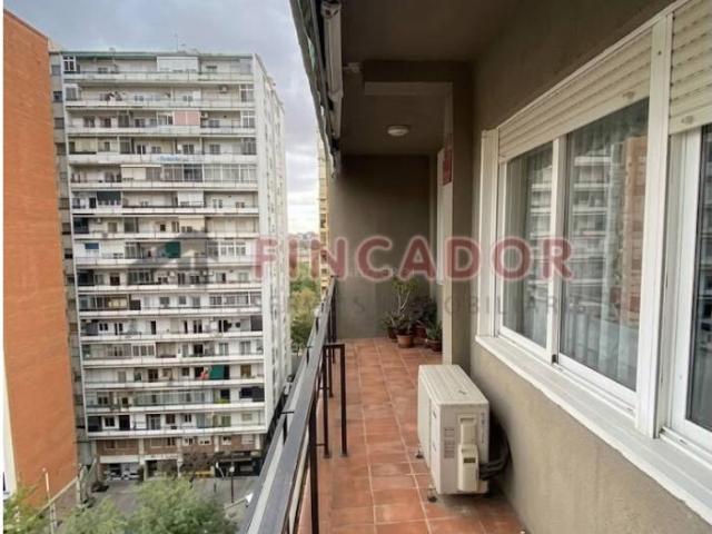 Piso en venta en La Verneda La Pau 08020