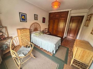 Piso en Venta en La Villa Bazuelo