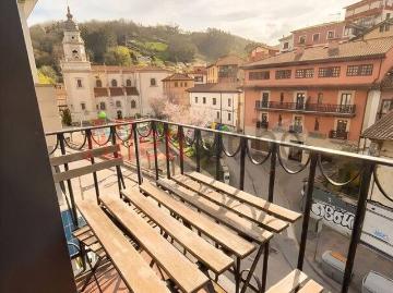 Piso en Venta en La Villa Bazuelo