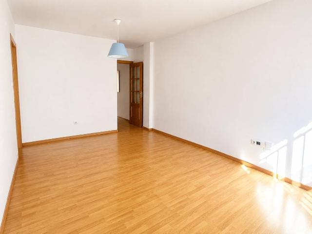 Piso en Venta en La Zubia Ciudad