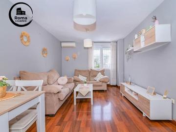 Piso en venta en La Zubia, Granada