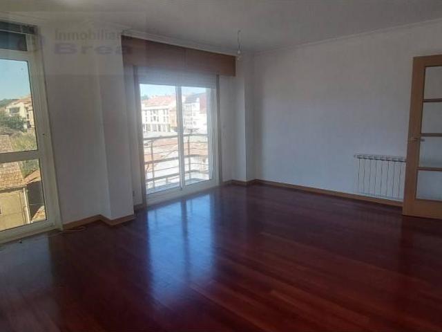 Piso en Venta en Lalín