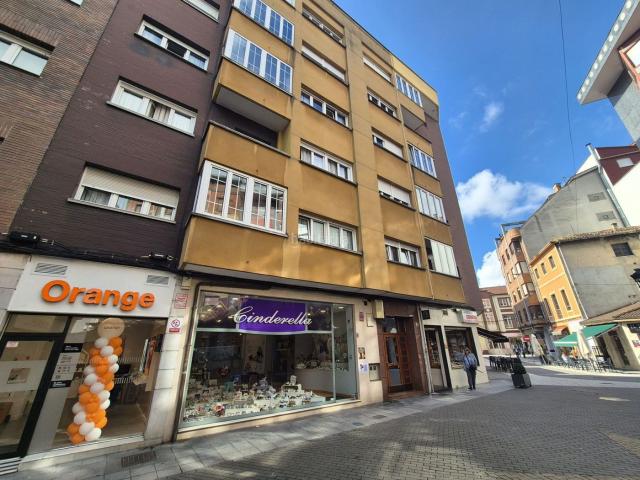 Piso en venta en Langreo, La Felguera. Piso en venta en La Felguera, 3 dormitorios. Pisos.