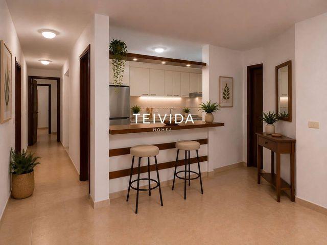 Piso en venta en Las Galletas, Tenerife