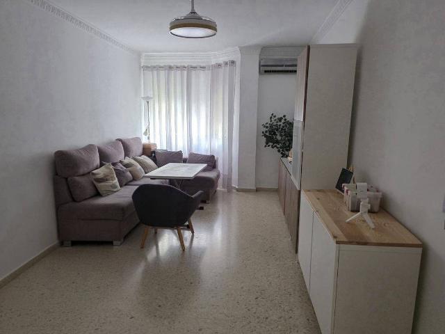 Piso en Venta en Las Palmeras Dehesilla