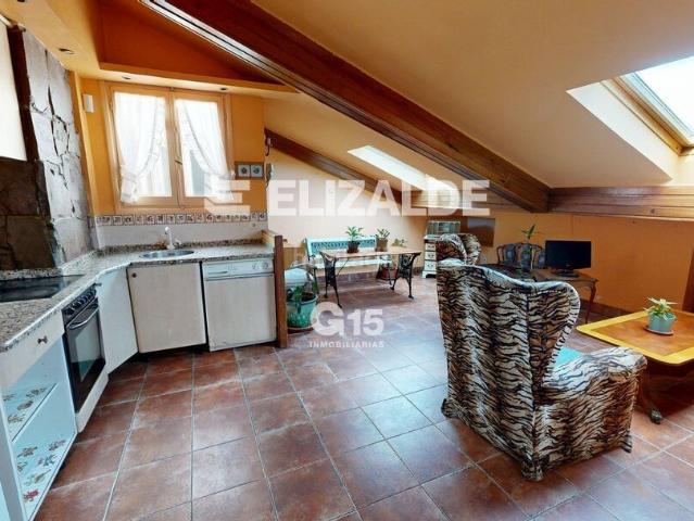 Piso en venta en Lasarte Oria. Apartamento abuhardillado en Lasarte. Pisos Lasarte.