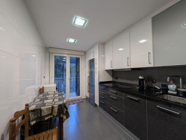 Piso en venta en Lasarte Oria. Piso en venta en calle Mayor junto al DIA. Pisos Lasarte.