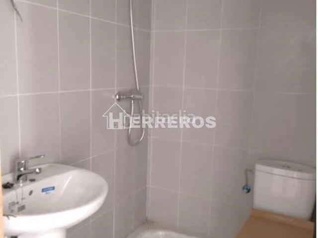 Piso en venta en Lardero. Piso en venta en Lardero, 3 dormitorios. Pisos.