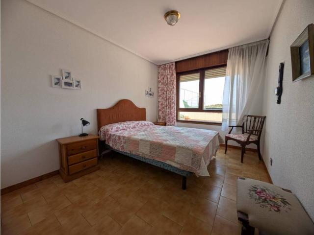 Piso en Venta en Laredo