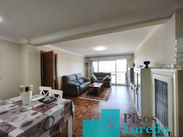 Piso en venta en Laredo, Zona Playa. OPORTUNIDAD UNICA EN CARLOS V. Pisos.