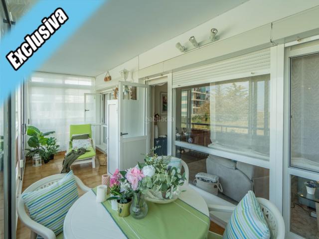 Piso en venta en Laredo, Zona Playa. Piso en Avenida de Francia 26, Laredo. Pisos.