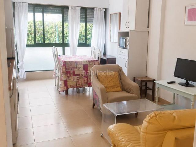 Piso en venta en Laredo, Carlos V. Piso en venta en Carlos V, 1 dormitorio. Pisos.