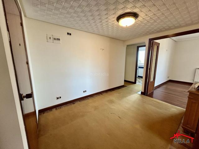 Piso en venta en Laredo, Carlos V. Piso en venta en Carlos V, 4 dormitorios. Pisos.