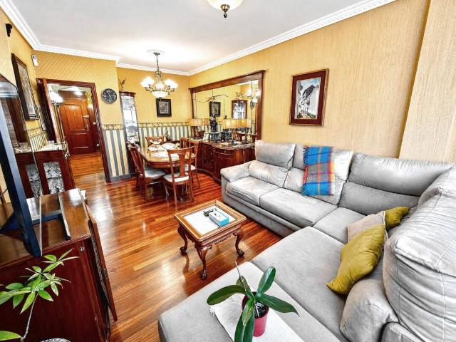 Piso en Venta en Larrea San Juan de Dios Peñota