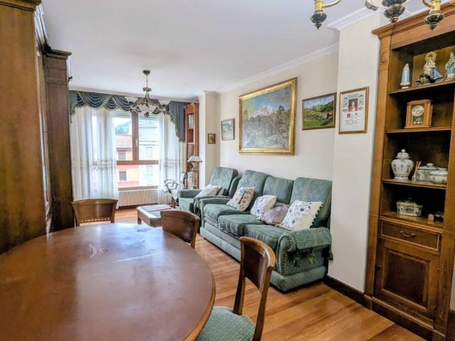 Piso en Venta en Laudio / Llodio