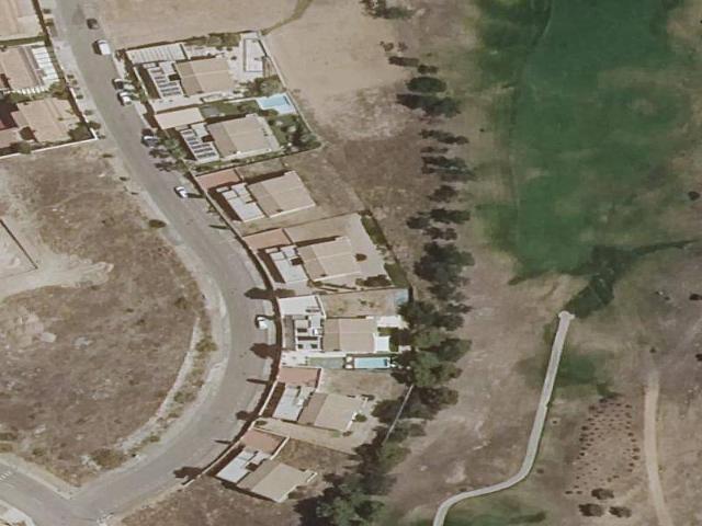 Piso en Venta en Layos
