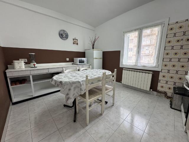 Piso en venta en Legazpi. PISO ALTO CON ASCENSOR, SOLEADO Y EN ZONA CENTRO. Pisos.