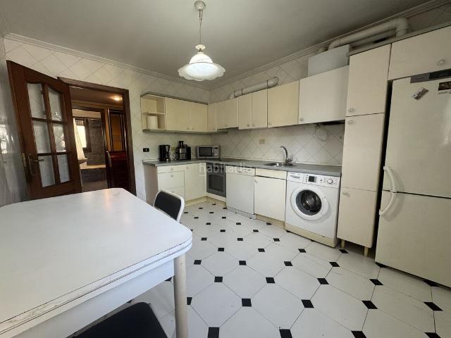 Piso en venta en Legazpi. PISO CENTRICO DE 3 HABITACIONES, AMUEBLADO Y EN BUEN ESTADO. Pisos.