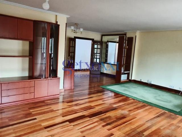 Piso en venta en Leioa, Artatza Pinueta Pinosolo. Pisos.
