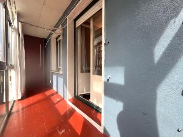 Piso en venta en Leioa, Artatza Pinueta Pinosolo. Piso en el centro de Romo. Salón, cocina, 2 habitaciones y baño. Terraza acristalada. Muy luminoso. Junto a todos los servicios. Pisos.