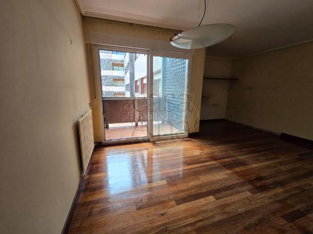 Piso en venta en Leioa, Centro Urbano Hirigunea. en casa de ana vende piso en leioa en la calle iparragirre. Pisos.