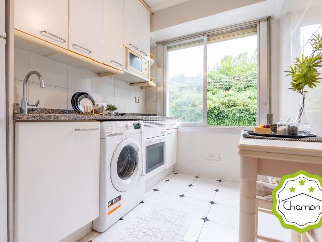 Piso en venta en Leioa, Centro Urbano Hirigunea. Pisos.