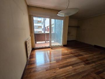 Piso en venta en Leioa, Centro Urbano Hirigunea. VIVIENDA CENTRO DE LEIOA. Pisos.