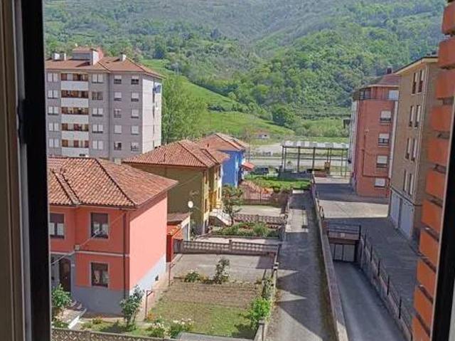 Piso en Venta en Lena