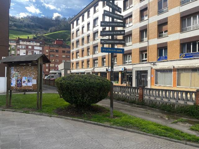 Piso en Venta en Lena