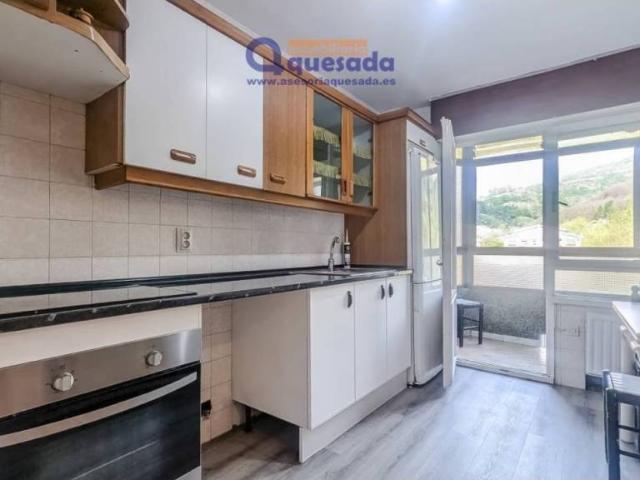 Piso en Venta en Lena