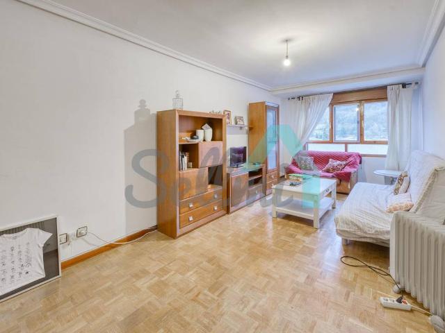 Piso en Venta en Lena