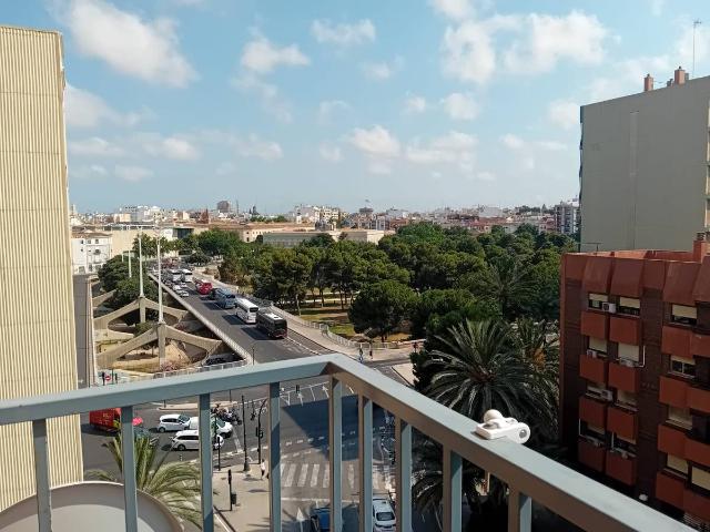 Piso en Venta en Les Tendetes Avenida Burjassot