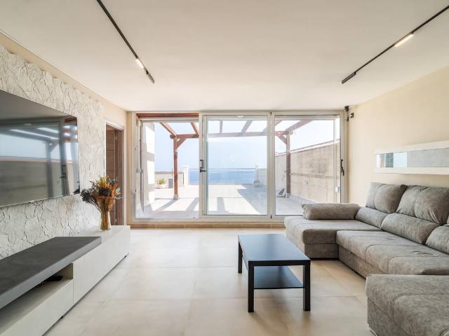 Piso en Venta en Les Botigues de Sitges