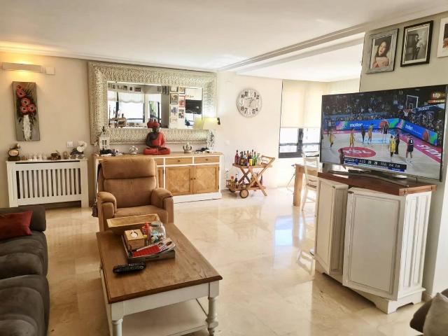 Piso en Venta en Levante Alto
