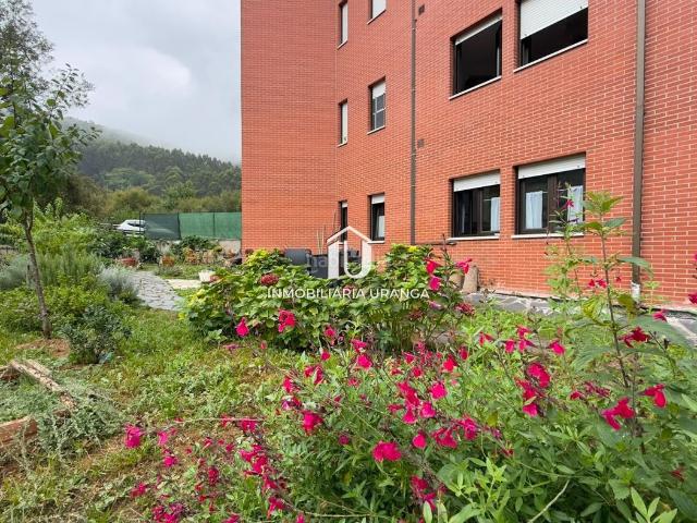 Piso en venta en Limpias. Piso Bajo con Jardín Privado en Limpias. Pisos.