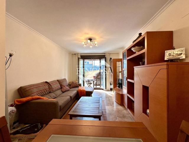 Piso en venta en Limpias. PISO EN PLANTA BAJA CON GRAN ZONA EXTERIOR. Pisos.