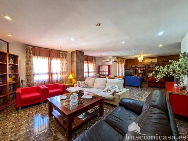 Piso en Venta en Linares