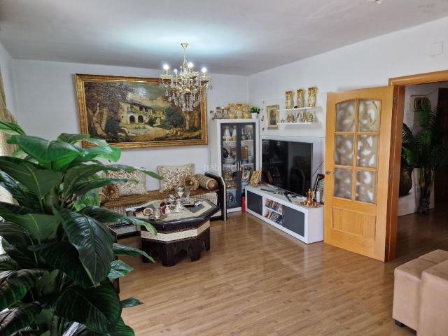 Piso en venta en Lleida, Balàfia. Piso reformado en Balafia. Pisos.