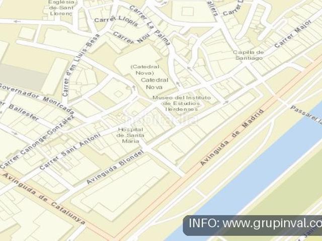 Piso en venta en Lleida, Centre Històric. Subasta vivienda en Lleida, Calle Vila de Foix 4, Esc 1 Planta 5 puerta 1. Pisos.